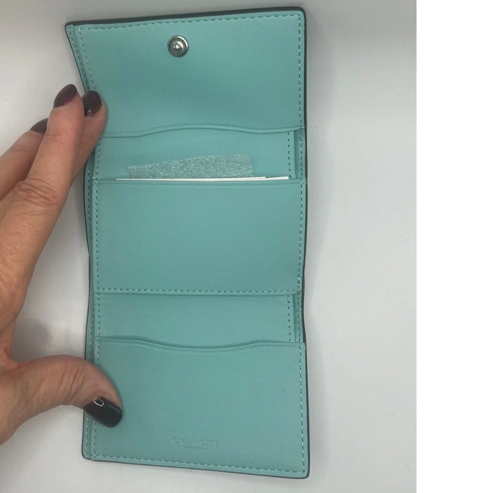 Coach NWT  Micro Wallet Faded Bleu #CP260 Leather #413 - Picture 9 of 9